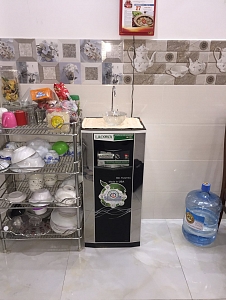 May-loc-nuoc-RO-UV-7-cap-loc-vo-tu-kieng